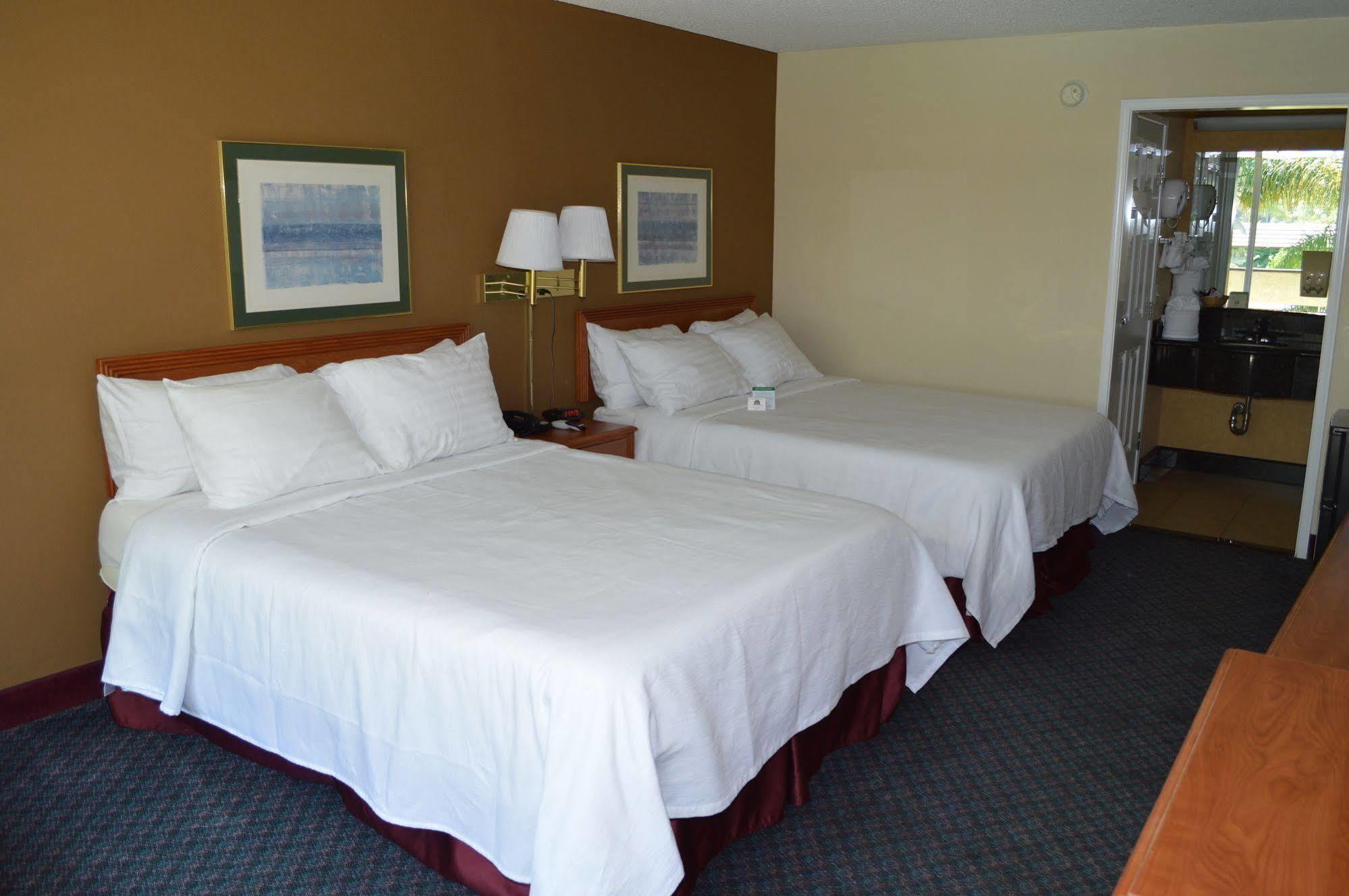 Ontario Airport Inn Exterior foto